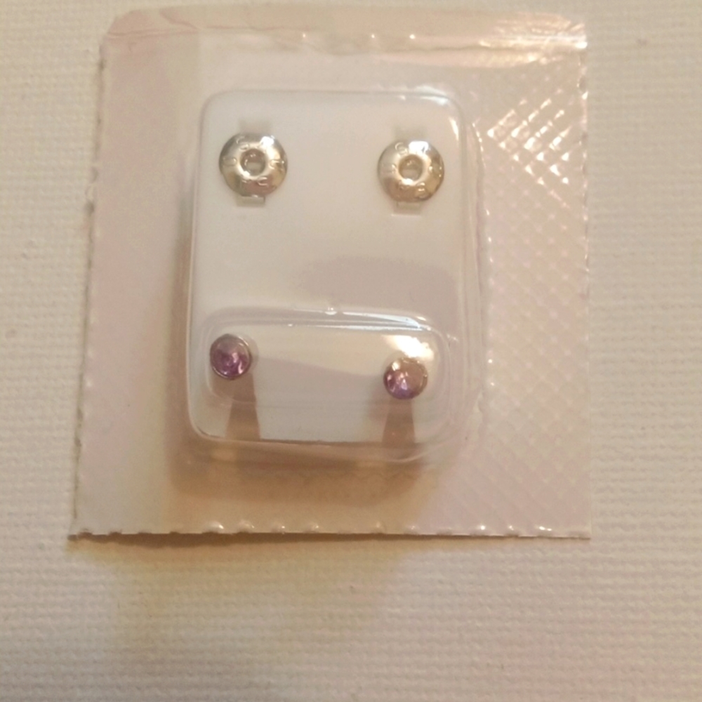 Cute 😍 Lite purple color REAL 925 STERLING SILVER piercing earrings